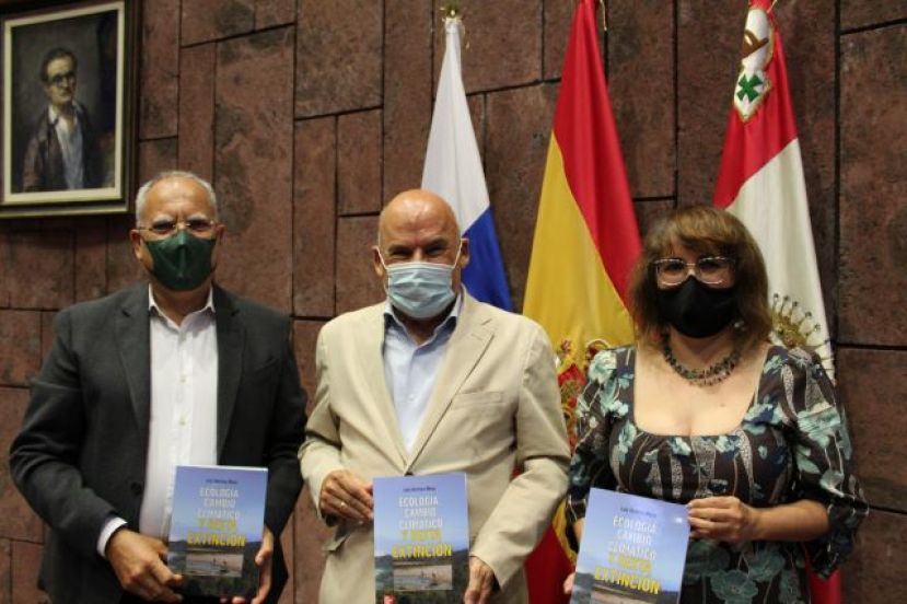 La Gomera: Luis Herrera aborda el impacto del cambio clim&aacute;tico en su nuevo libro