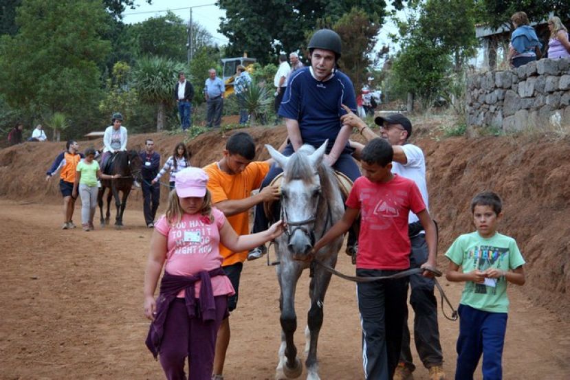 Valleseco: X Encuentro de Equinoterapia para personas con discapacidad de la isla
