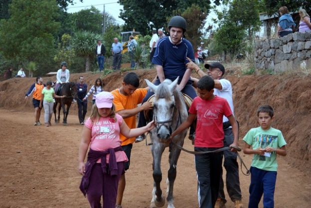 Valleseco: X Encuentro de Equinoterapia para personas con discapacidad de la isla