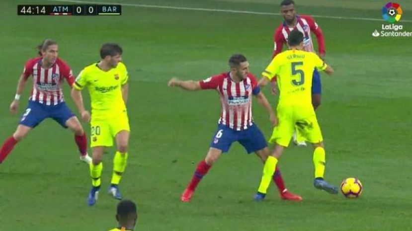 El Atl&eacute;tico siente la presi&oacute;n del Real Madrid y del Bar&ccedil;a