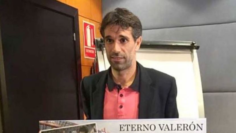 Valer&oacute;n rescinde su contrato con el D&eacute;por por motivos personales