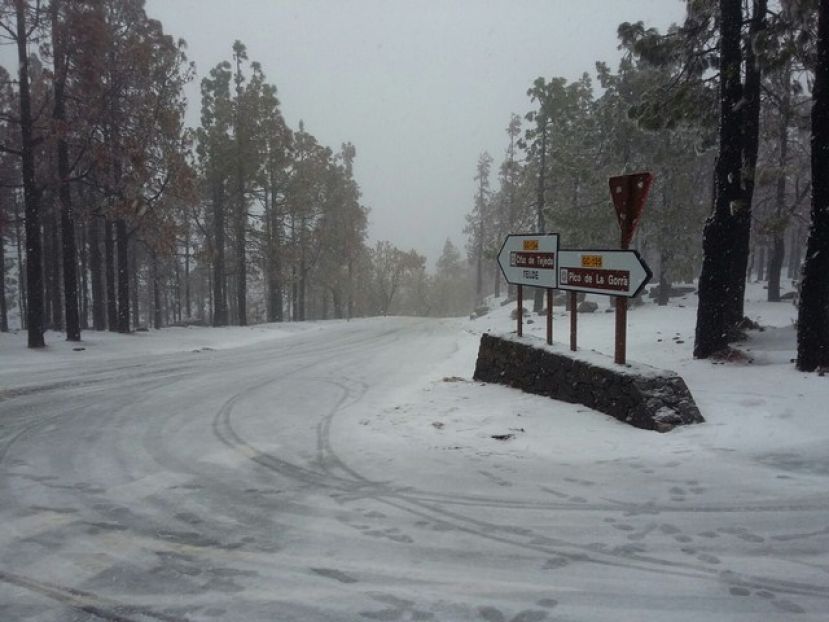 El acceso a la cumbre de GC quedar&aacute; hoy cerrado por nieves y heladas