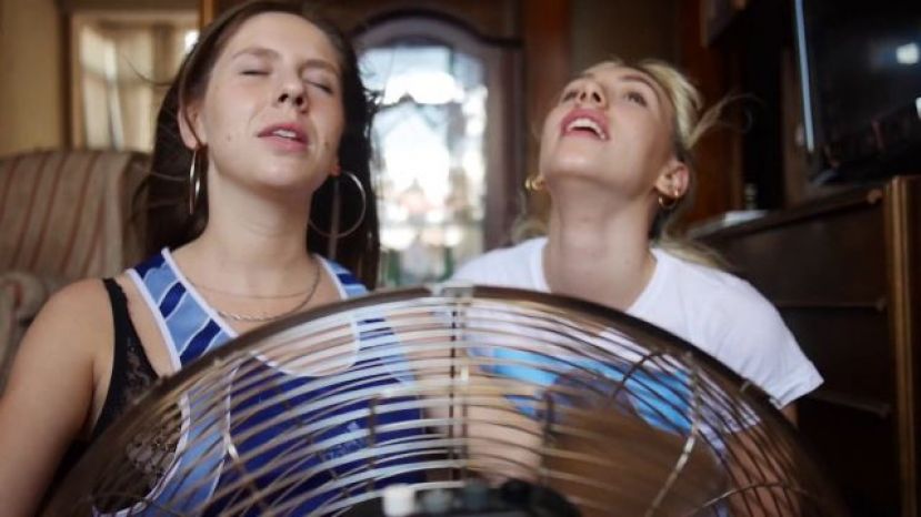 LA PEL&Iacute;CULA ESPA&Ntilde;OLA &lsquo;VIOLETA NO COGE EL ASCENSOR&rsquo; ABRE UNA NUEVA TEMPORADA DEL CICLO &lsquo;COL&Oacute;N CINEMA&rsquo;, QUE SE EXTIENDE HASTA JULIO