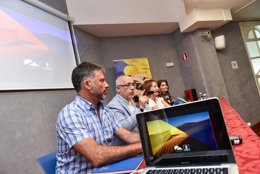 El Cabildo trasladar&aacute; 60.000 m3 de arena de Maspalomas a Playa del Ingl&eacute;s para salvar las dunas en un proyecto pionero en el mundo