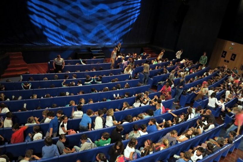 Los alumnos del Colegio Alemán despiden el curso actuando en el Cuyás