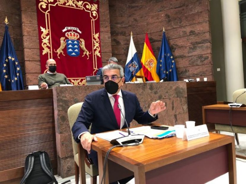 Canarias dará ayudas directas para empresas, pymes y autónomos por 1.309 millones de euros, tres puntos de su PIB