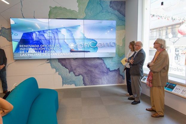 La Oficina de Informaci&oacute;n Tur&iacute;stica en Triana, espacio vanguardista y multimedia