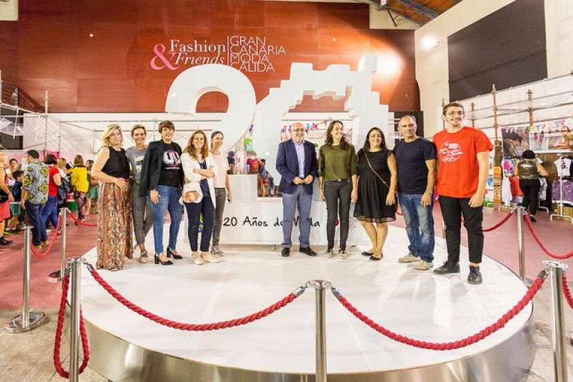 Ecolog&iacute;a, colores y nuevas tendencias llenan Moda y Amigos 2017