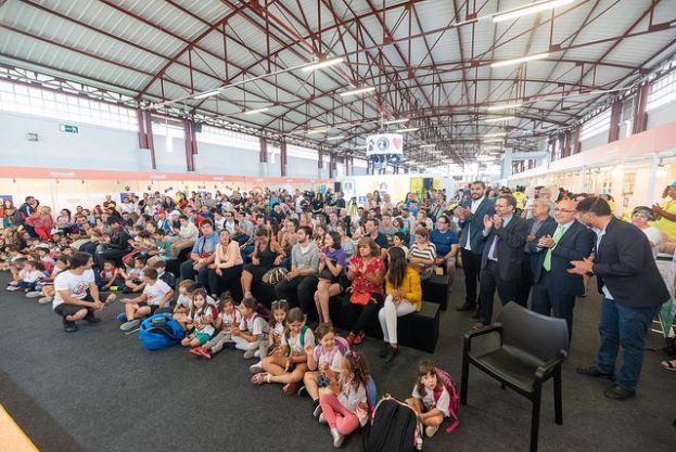 Cinco perros adoptados y &eacute;xito de p&uacute;blico en el arranque Animundo, la primera feria de animales de compa&ntilde;&iacute;a de Gran Canaria