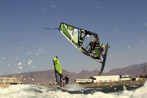 Continuar&aacute; la campa&ntilde;a Euromelanoma 2015 en el festival de surf Wind&amp;Waves