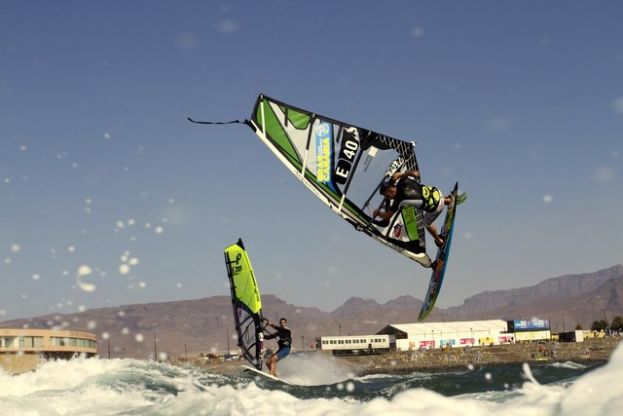 Continuará la campaña Euromelanoma 2015 en el festival de surf Wind&Waves