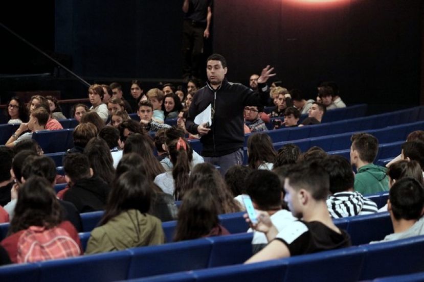 Simulacro para poner a prueba los sistemas de evacuaci&oacute;n del Teatro Cuy&aacute;s