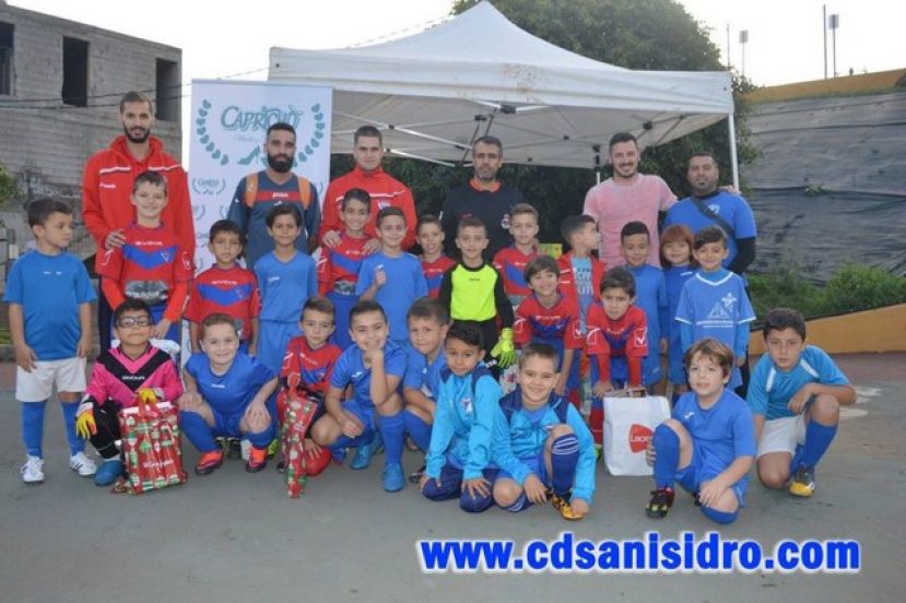 Gáldar: Los clubes Deportivos del Municipio muestran su lado más solidario