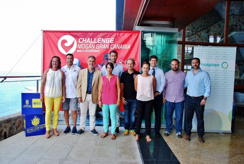 M&aacute;s de 300 triatletas en la primera edici&oacute;n del Challenge Mog&aacute;n Gran Canaria