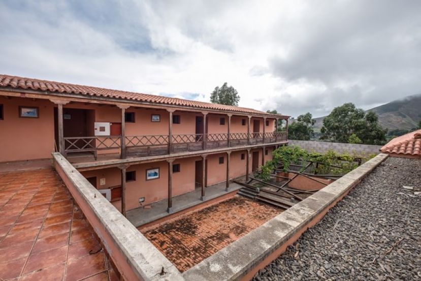 El Cabildo entrega el Albergue y Restaurante de la Monta&ntilde;a de Firgas al Ayuntamiento