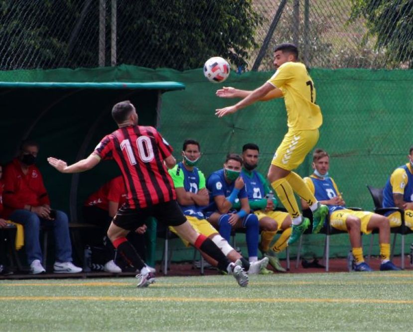 Fútbol: 3ª División: El Viera amarra la Tercera tras ganar al Villa de Santa Brígida (1-0)