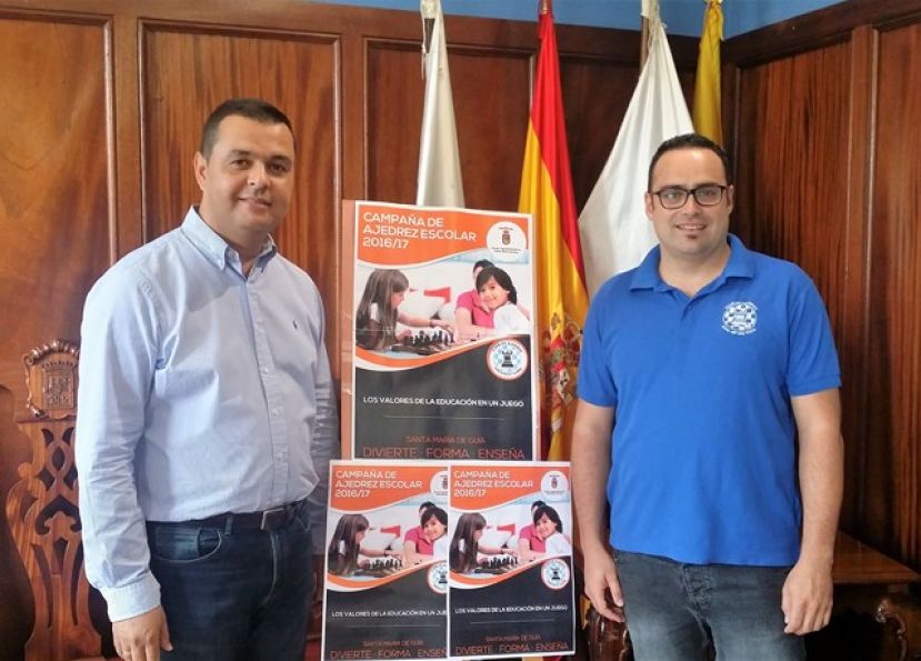 Gu&iacute;a: Convenio entre el Ayuntamiento y la Escuela de Ajedrez Gu&iacute;a