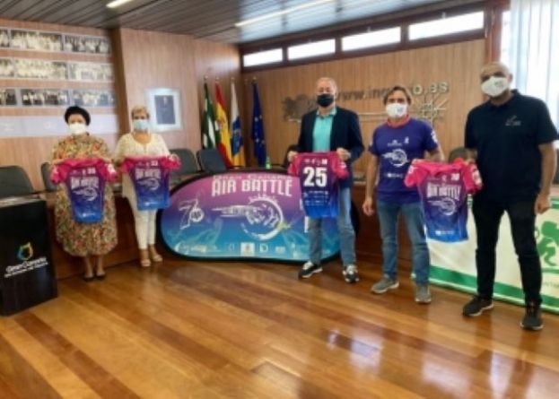 El Gran Canaria Air Battle cita a 80 riders de kite surf en la playa del Burrero