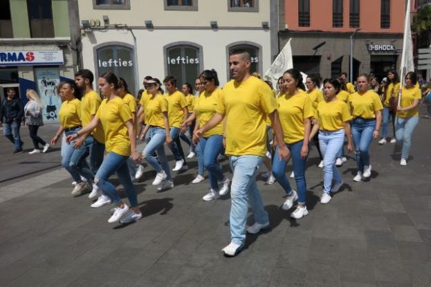 EL ESPECT&Aacute;CULO #TODOESNAVEGAR OCUPA LOS ALREDEDORES DEL TEATRO P&Eacute;REZ GALD&Oacute;S