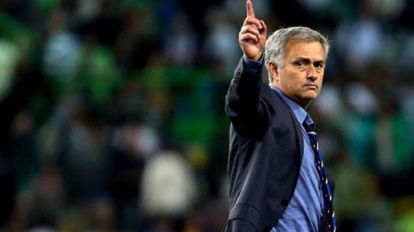 Mourinho, destituido como t&eacute;cnico del Tottenham