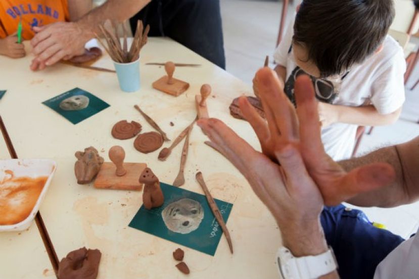 Cueva Pintada invita a familias y p&uacute;blico infantil a vivir la Navidad en sus talleres