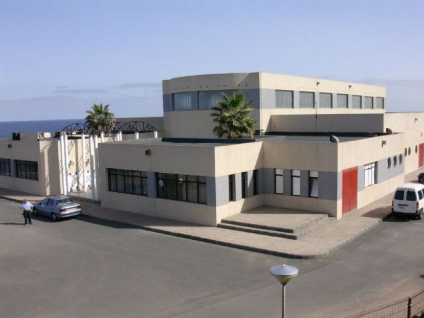 988 placas fotovoltaicas para la desaladora de Arucas-Moya