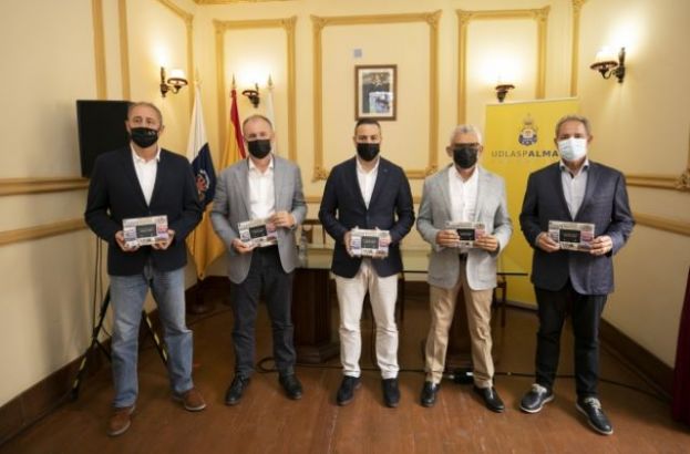 La Fundaci&oacute;n de la UD Las Palmas presenta el libro: 'Tamaraceite, pasi&oacute;n por el f&uacute;tbol'