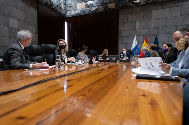 El Consejo de Gobierno aprueba incrementar la cuantía de las ayudas de la PCI para familias con hijos a cargo