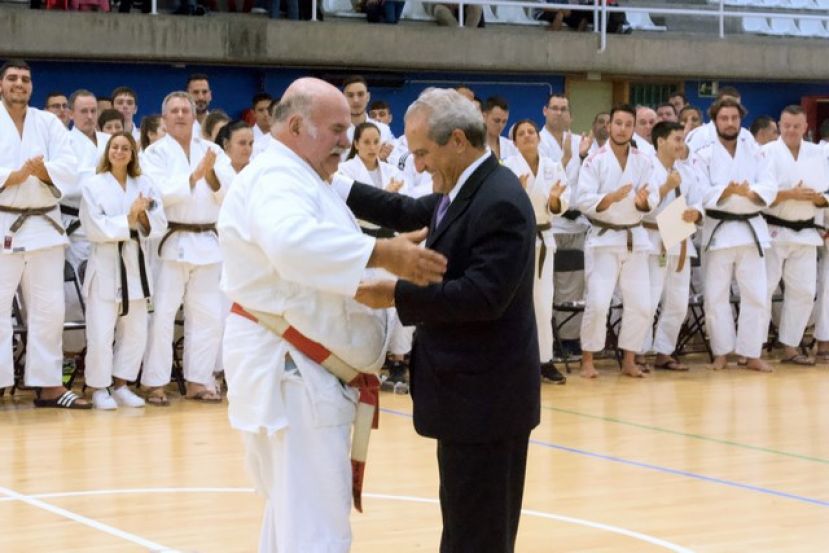 La Federaci&oacute;n Canaria de Judo y Deportes Asociados entrega cintos y distinciones