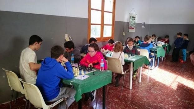 GUÍA: Ajedrez Tercera, Pleno de victorias y Campeonato en sub 12-16