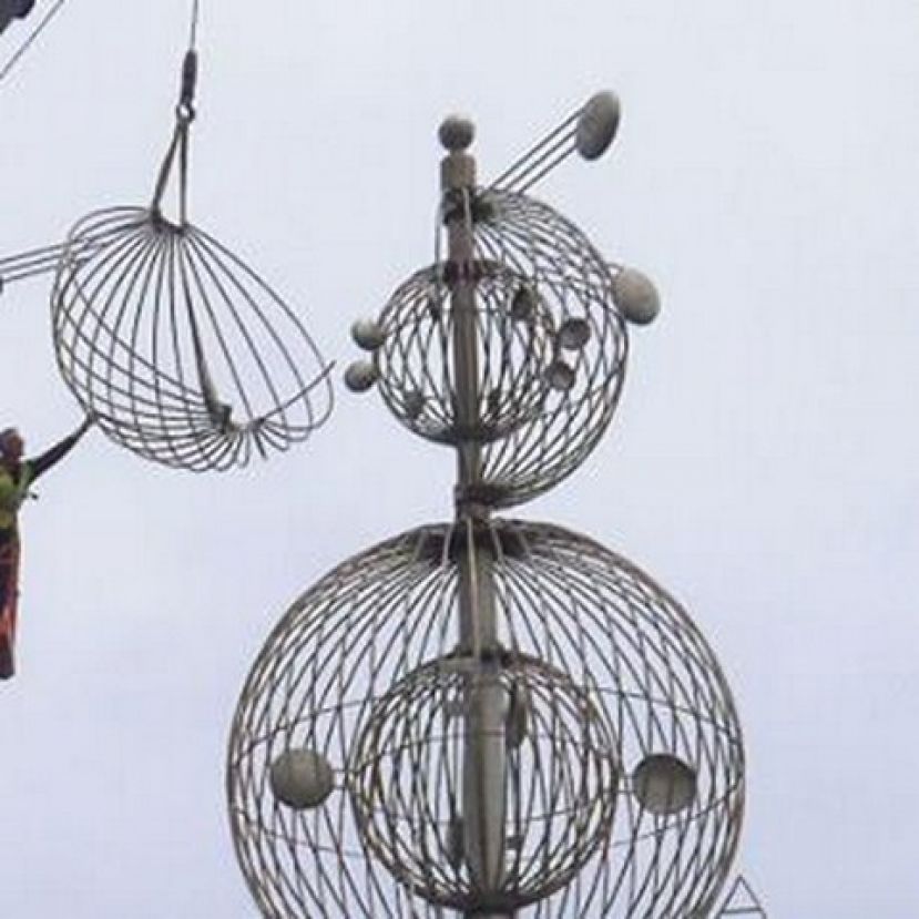 Arucas: Concluyen los trabajos de desmontaje de la escultura ‘Fobos’