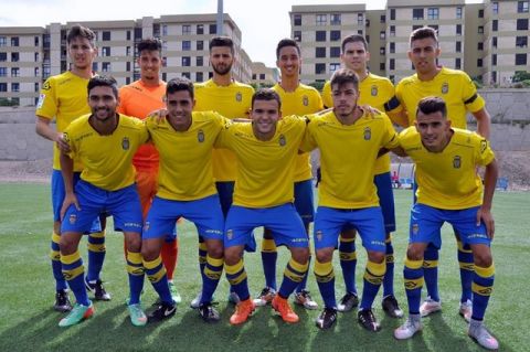 F&uacute;tbol: Las Palmas Atl&eacute;tico debuta con sufrida victoria ante la SD Tenisca