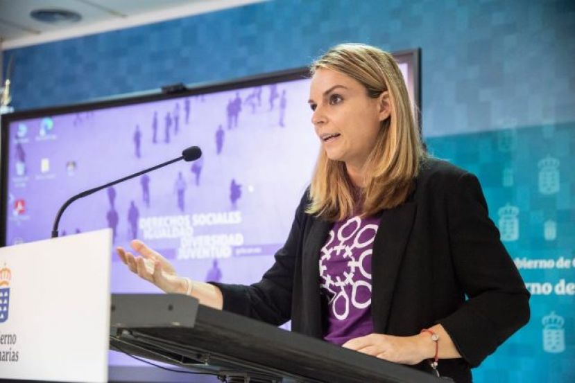 Noem&iacute; Santana destaca el papel fundamental de las redes femeninas