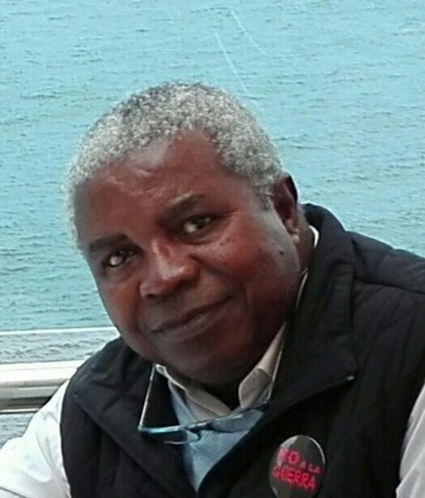 Teodoro Bondyale imparte una charla sobre el papel de la mujer africana