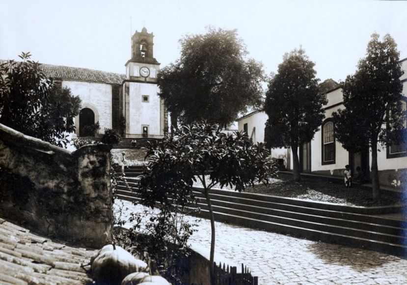 Sigue abierta la muestra sobre los 500 años de la Parroquia de Moya