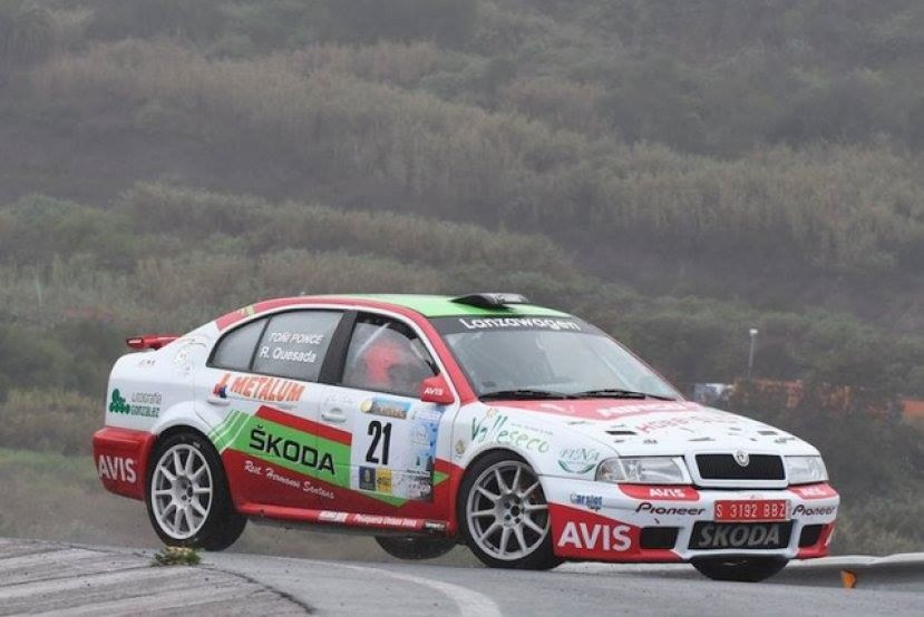 Raúl Quesada y Dani Rosario con Skoda Octavia Kit Car en el ‘Isla de Lanzarote’