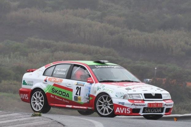 Ra&uacute;l Quesada y Dani Rosario con Skoda Octavia Kit Car en el &lsquo;Isla de Lanzarote&rsquo;