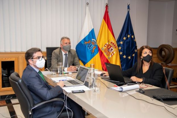 Elisa Ferreira se compromete a una nueva estrategia en favor de las RUP