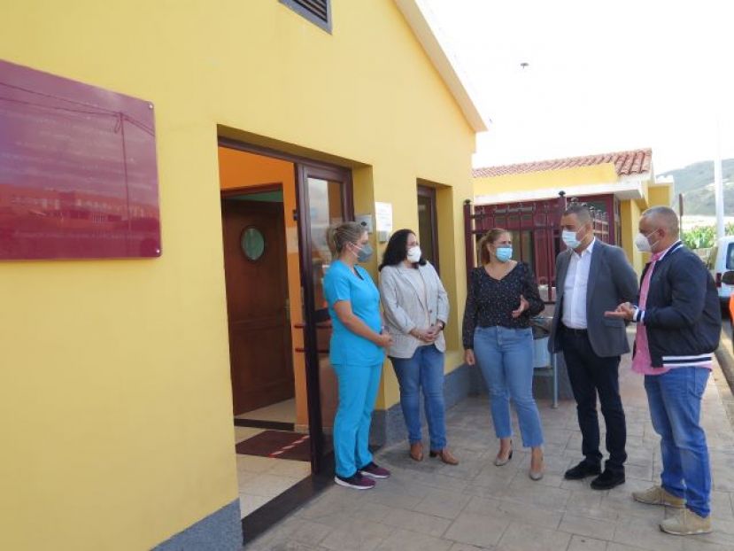 Gu&iacute;a: Isabel Mena califica de &ldquo;ejemplar&rdquo; a la Residencia de Mayores Tarazona