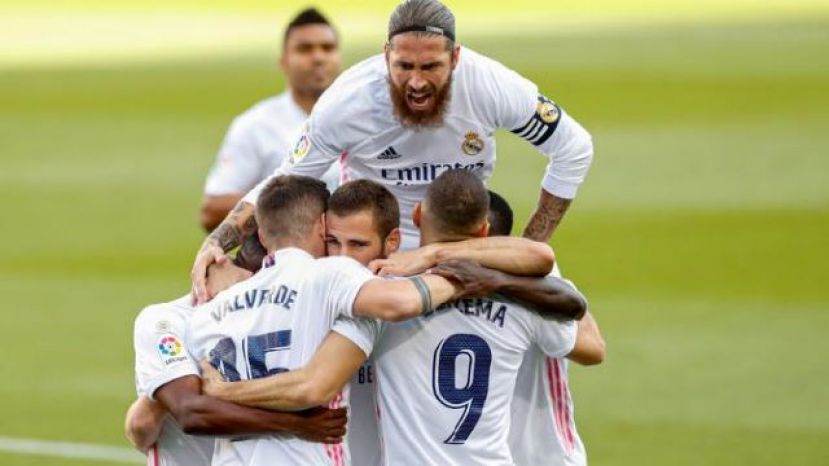 El Real Madrid depende ya de s&iacute; mismo tras el empate en el Camp Nou