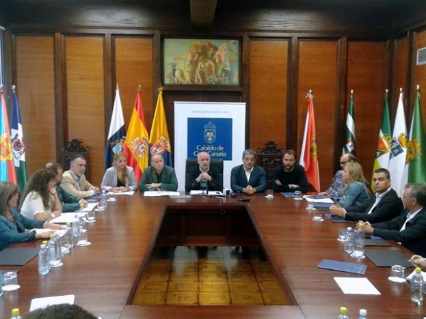 NC: PSOE, PP, Podemos y NC vuelven a coincidir al rechazar el reparto del IGTE
