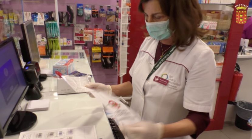 La Gomera distribuye mascarillas quirúrgicas a través de las farmacias
