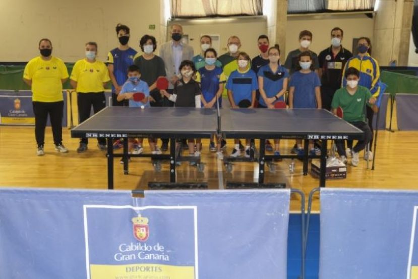 El Gran Canaria Arena acoge una jornada de tecnificación de tenis de mesa