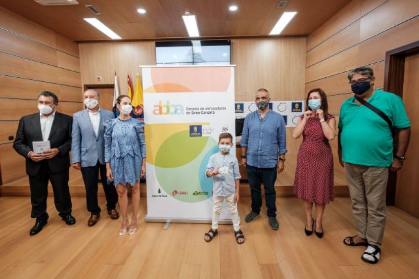 Toda Gran Canaria vuelve a cantar sus D&eacute;cimas a la Virgen del Pino