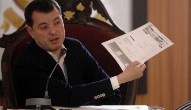 G&aacute;ldar: Teodoro Sosa recuerda a Juan Dom&iacute;nguez que se perdi&oacute; 6 millones