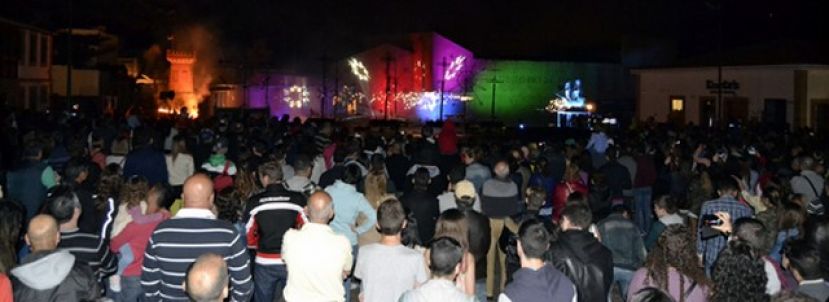 Teror: Yone Rodr&iacute;guez y espect&aacute;culo de la &lsquo;Quema del Barco y el Castillo&rsquo;