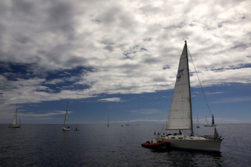 El &ldquo;Canarias Explosivos&rdquo;, ganador de la Regata Infantas de Espa&ntilde;a