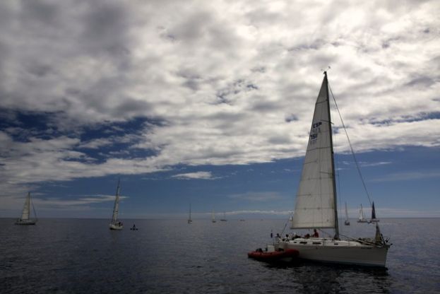 El “Canarias Explosivos”, ganador de la Regata Infantas de España