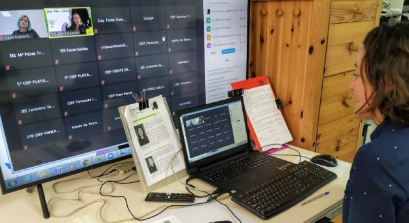 Mujeres con ciencia y tecnolog&iacute;a que mejoran la vida de las personas