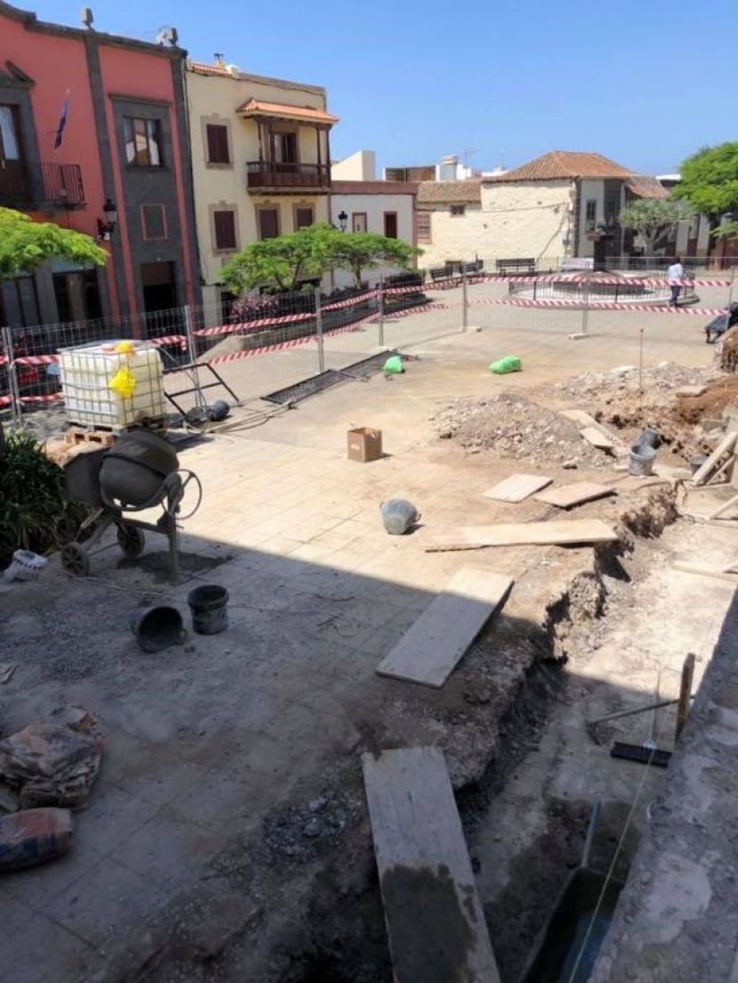El PP de Guía exige una explicación al alcalde sobre la obra de la Plaza Chica